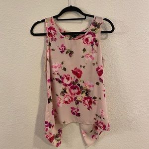 Gorgeous pink floral tank